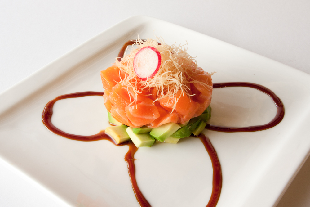 127 / Sake avocado tartare